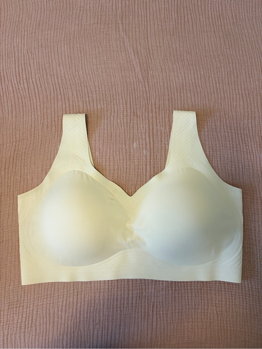 Soft Intentions Seamless Wireless Comfort Bra Size 5XL Brand New Just Tried On